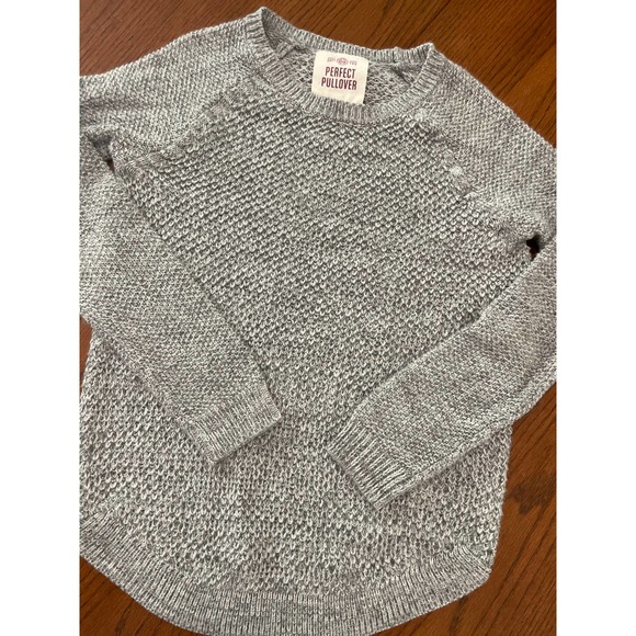SO Sweaters - SO Perfect Pullover Sweater Size M